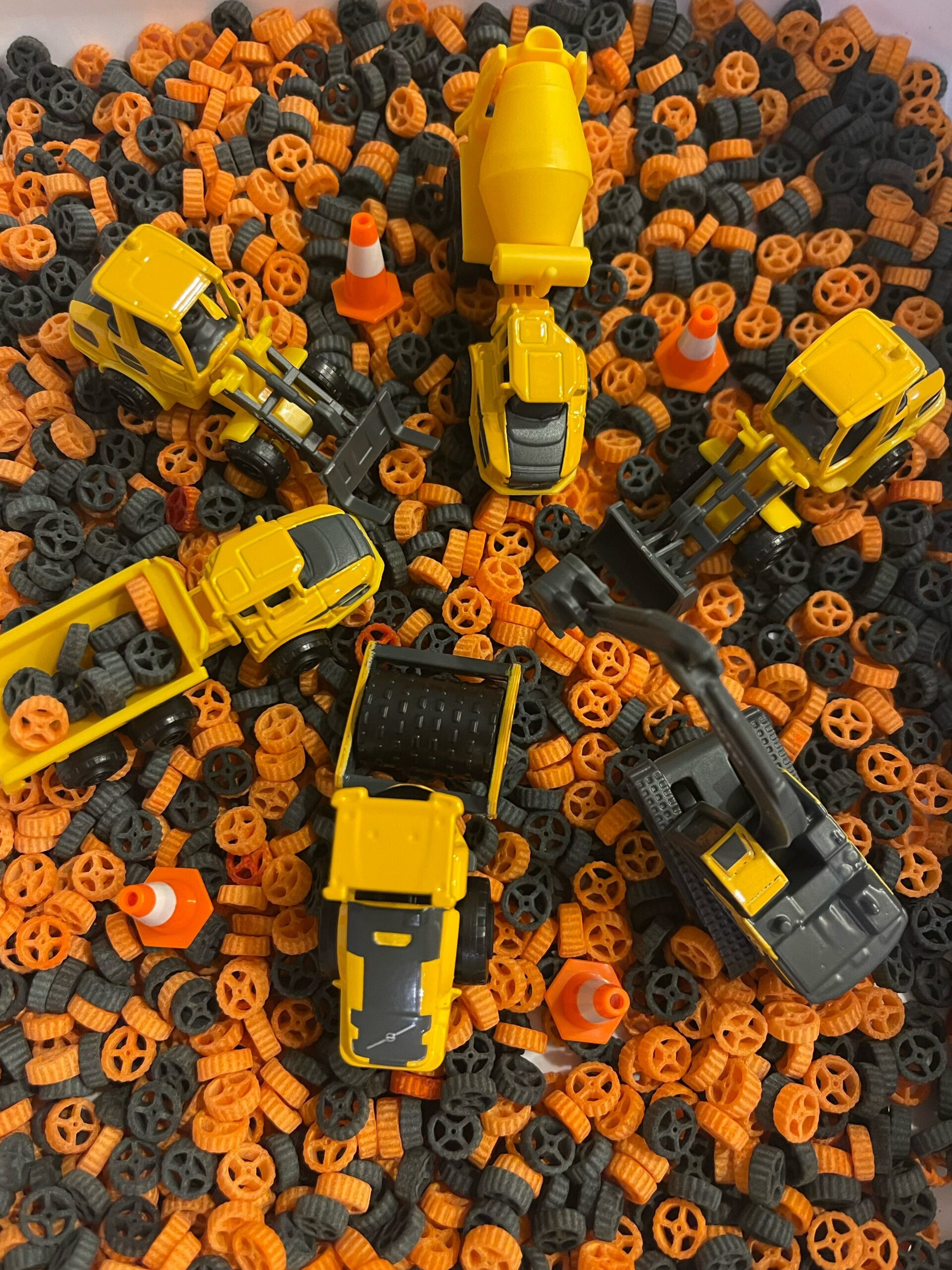 Gear Up Pasta Sensory Filler - Image 3